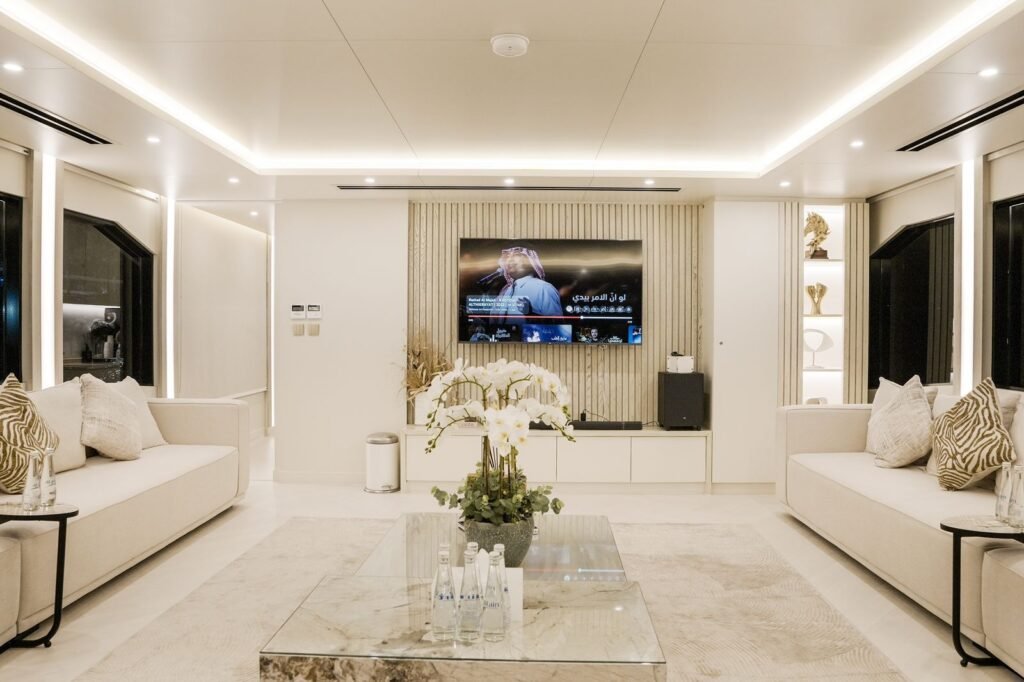 Celestia – luxury yacht rental in Abu Dhabi (6)