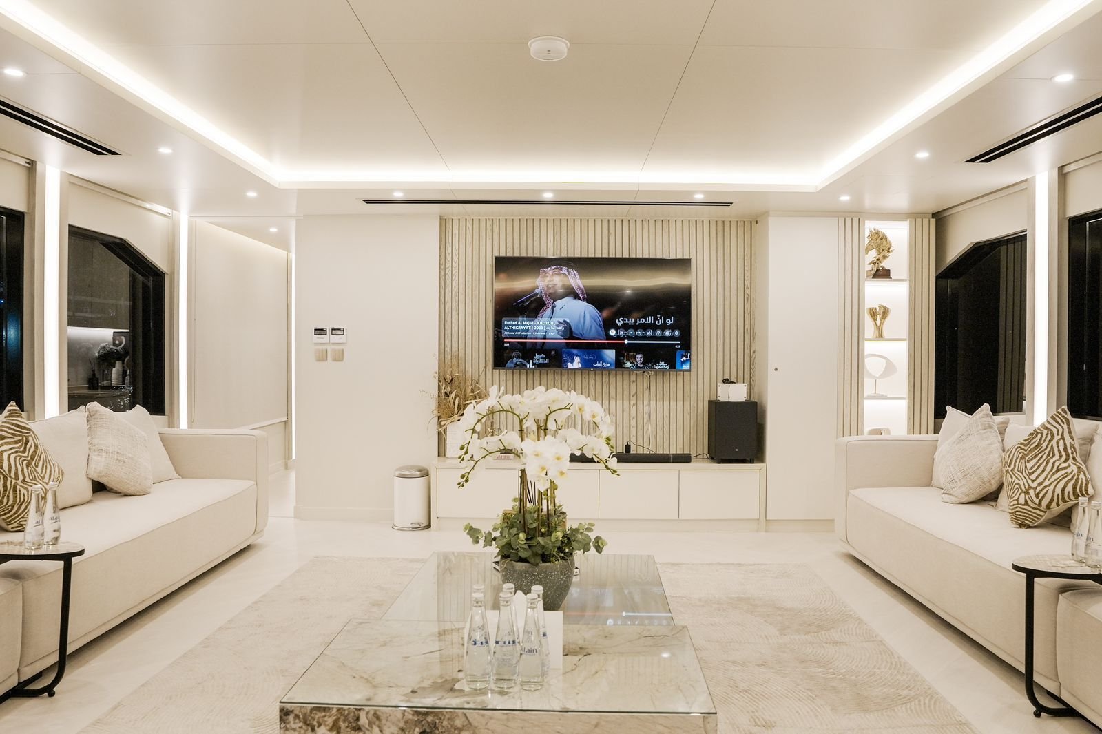 Celestia – luxury yacht rental in Abu Dhabi (6)