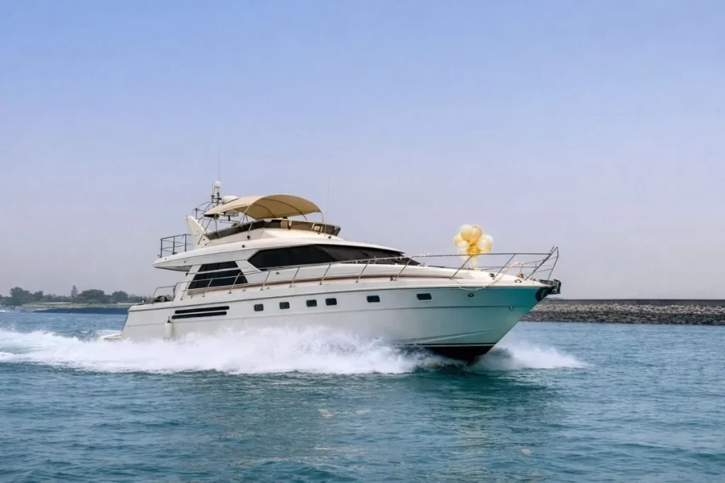 Crown Jewel – luxury yacht rental in Abu Dhabi