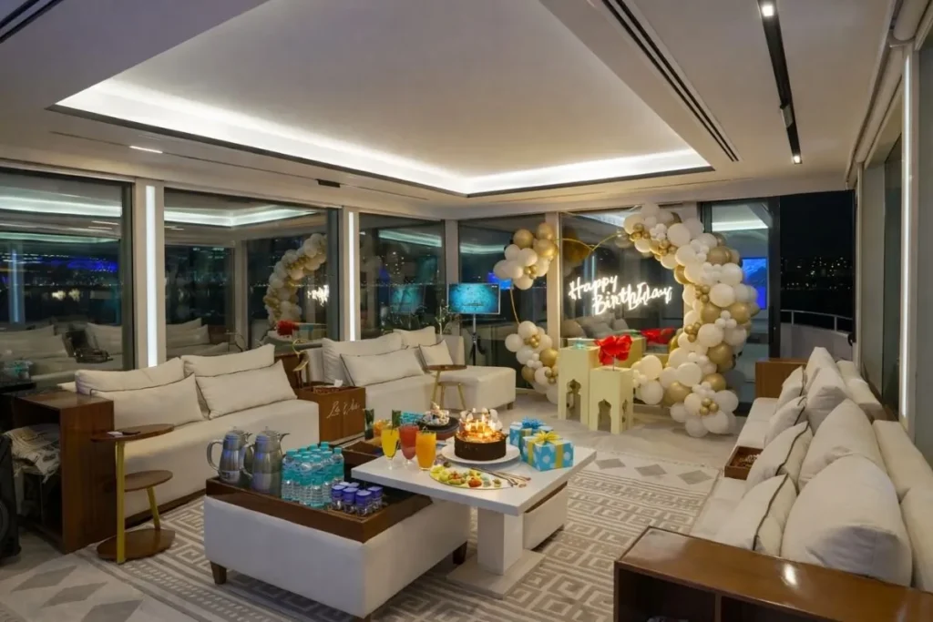 Desert Rose – luxury yacht rental in Abu Dhabi (4)